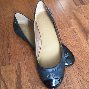 Coach flats